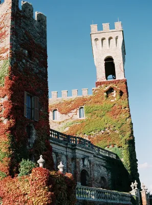 Una favola al Castello di Celsa, nella campagna Toscana